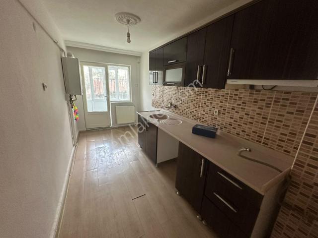 Hakan'dan Etlik Merkezde 2+1 Y.giriş Kiralık Daire