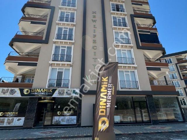 Hakev'den Karapınarda Site İçerisinde Full Yapılı Satılık 3+1 Da