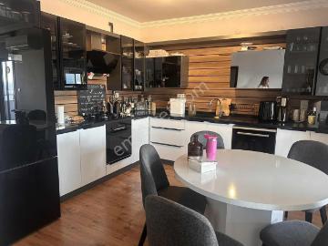 Hakimevlerinde Full Deniz Manzaralı Bakımlı 3+1 Satılık Daire