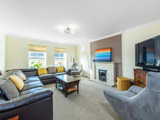 Halton Close, N11, London