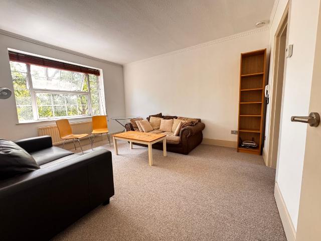 Halton Road, Islington, Canonbury, London N1, 2 bed flat to rent, £2,383 pcm | PrimeLocation