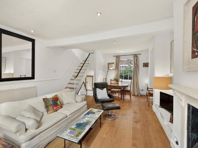 Halton Road, London N1 2 bed terraced house to rent £5,000 pcm £1,154 pw