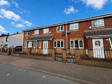 Halton View Road, Widnes WA8, 3 bed terraced house to rent, £975 pcm | PrimeLocation