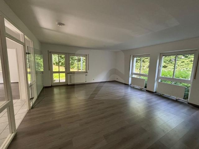 Halver: Attraktive 2 Zimmer Wohnung mit Terrasse in ruhiger Lage