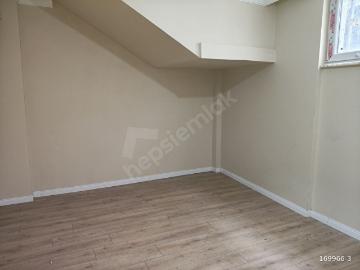 Halıcılar cadde yanı sıfır 1+1 bahçeli daire