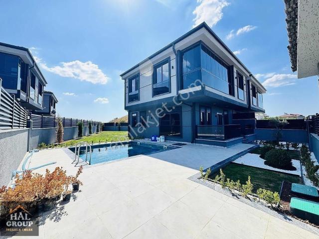 ▇hal Group▇akrabaları Kıskandıracak Cinsten 4+1 Havuzlu Malikane
