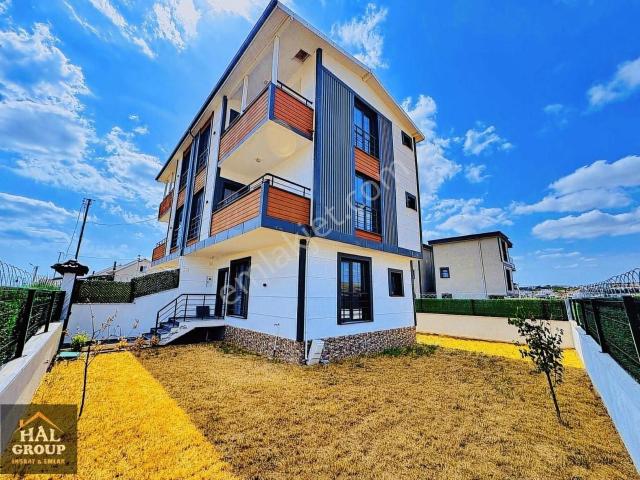 ꧁▇hal Group▇꧂havuza Uygun jakuzi doğa Manzaralı 4+1 Köşe Villa?