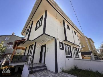 hal Group merkezi Konumda Okula Marketlere Yakın Kiralık Villa