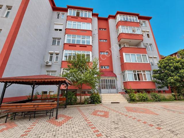 Halıkent Mahallesin'de 3+1 Satılık Ara Kat Daire