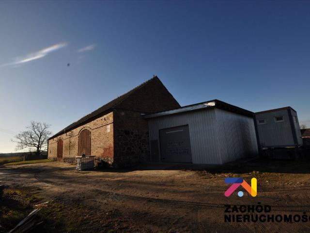 Hala magazynowa 390 m2 z biurem, alarm, przy drodze