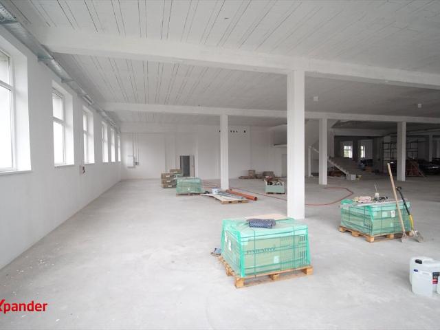Hala 400m² z biurem, dostęp od stycznia polecam!