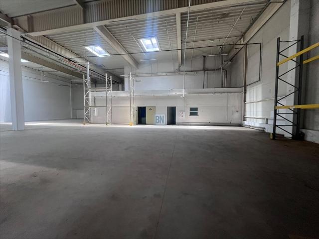 Hala magazynowa 773 m² z dokiem, dozorowana, Gliwice