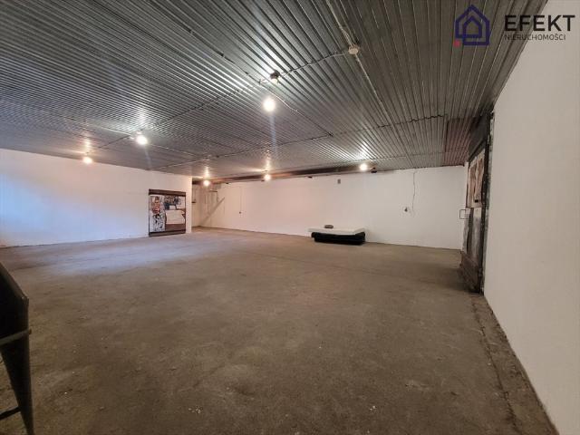 Hala produkcyjno magazynowa 386 m2 z biurem i zapleczem