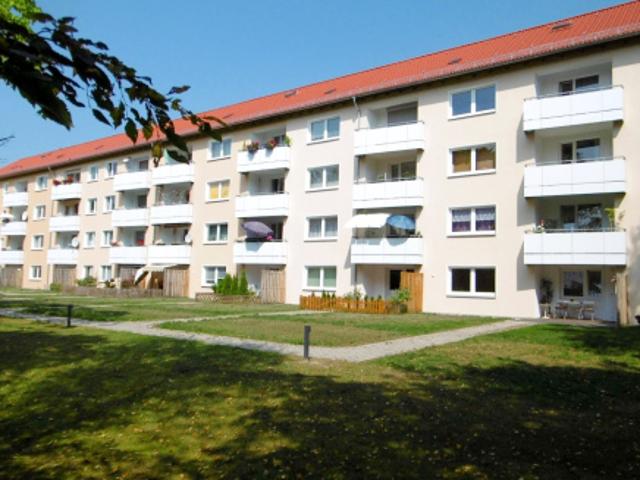 Halberstadtstr. 2, 1 L frisch modernisierte Dreizimmerwohnung mit Loggia