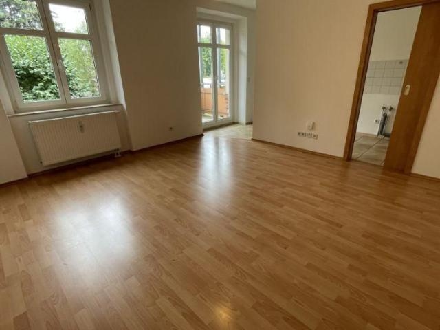 Halboffene Küche Laminat Bad mit Fenster Stellplatz !