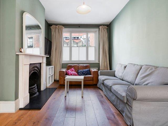 Halcrow Street, London, E1 5 bed house to rent £5,500 pcm £1,269 pw