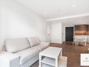 Halcyon House, Royal Eden Docks, London E16, 1 bed flat to rent, £2,200 pcm | PrimeLocation
