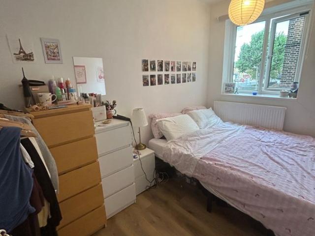 Haldane Place, London SW18, 3 bed property to rent, £716 pcm | PrimeLocation