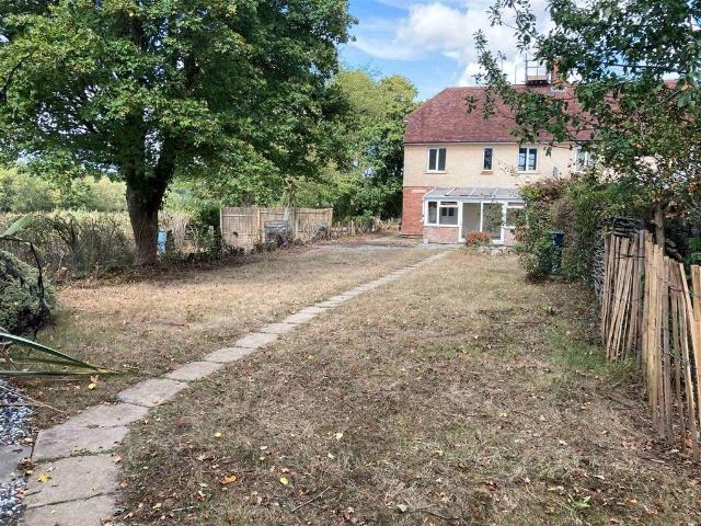 Halden Lane, Rolvenden TN17 3 bed house to rent £1,750 pcm £404 pw