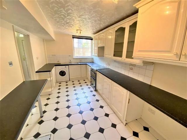 Haldon Close, Chigwell IG7, 3 bed terraced house to rent, £1,800 pcm | PrimeLocation