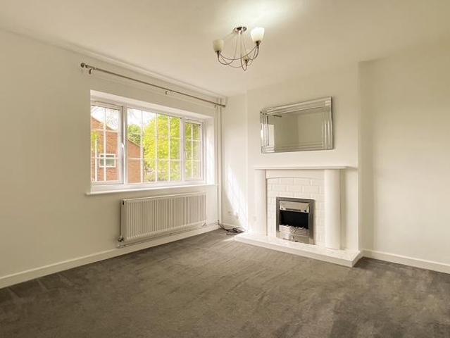 Haldynby Gardens, Armthorpe DN3 2 bed flat to rent £750 pcm £173 pw