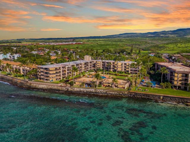 Hale Ono Loa #401 3 Lower Honoapiilani Rd. Lahaina, US, HI