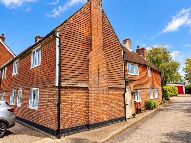Hale Street, Tonbridge TN12, 2 bed property to rent, £1,300 pcm | PrimeLocation