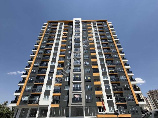 Halef Hoca Cad/3+1/sıfır/kapalı Otoparklı Lüx Daire