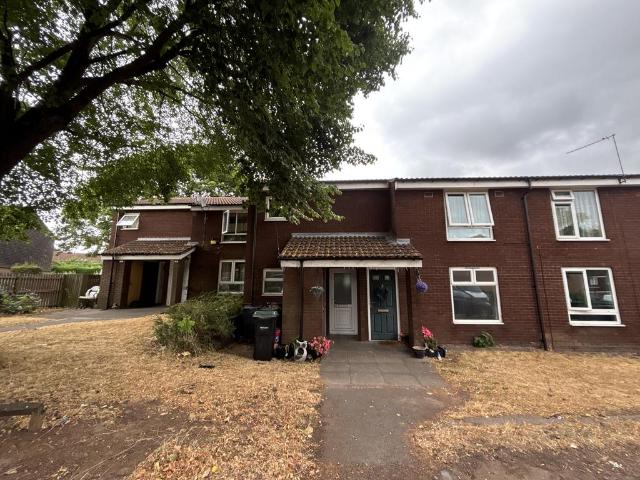 Hales Gardens, Birmingham, B23 2 bed maisonette to rent £1,050 pcm £242 pw