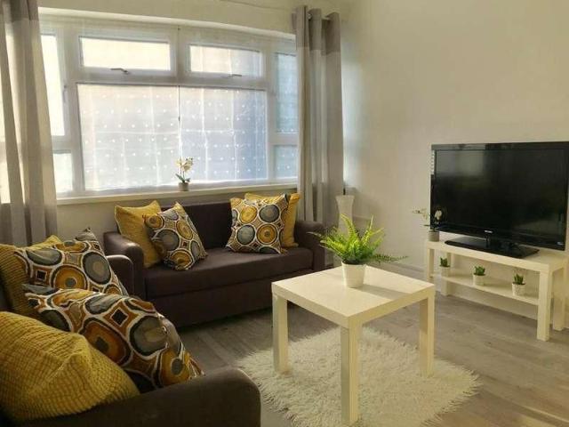 Halesowen House, Meriden Road, PO5
