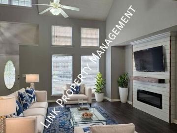 HALF OFF July! Beautiful 4 Bedroom Home in Desirable Harrison Location – Minutes from Volkswagen Plant!
