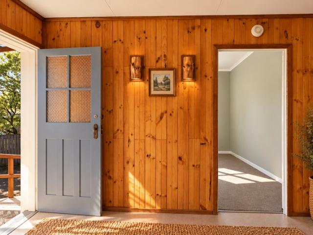 HALF ACRE + SERIOUS SHEDS + FAMILY HOME