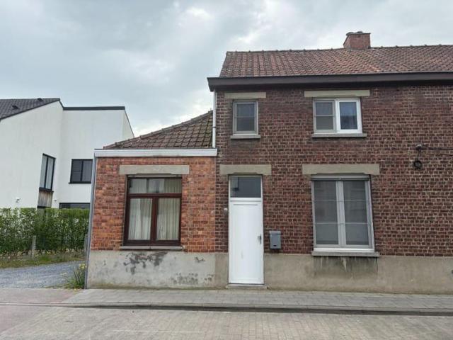 Halfopen woning nabij het centrum