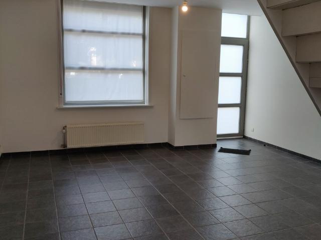 Halfopen huis in het centrum van Boezinge