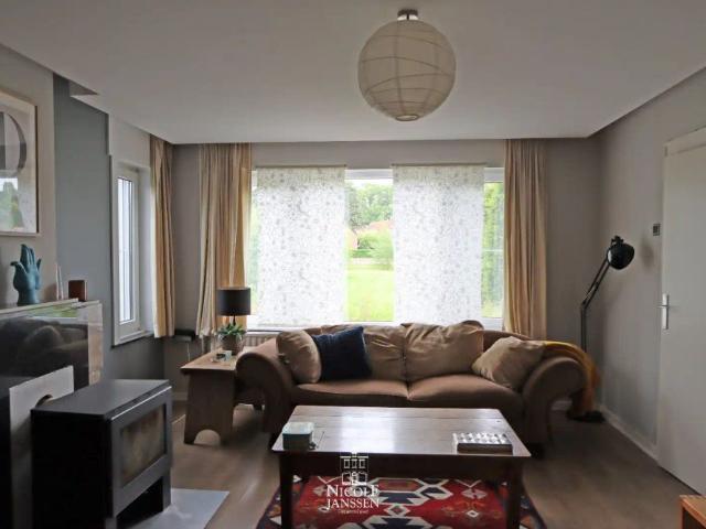 Halfvrijstaande woning