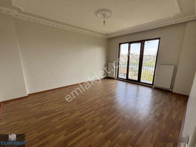 Haliç Manzaralı 3+2 140 M2 Ters Dubleks
