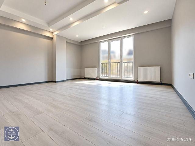 HALİÇ'TEN SATILIK METRO YANINDA 4+2 SIFIR DUBLEX 210M2