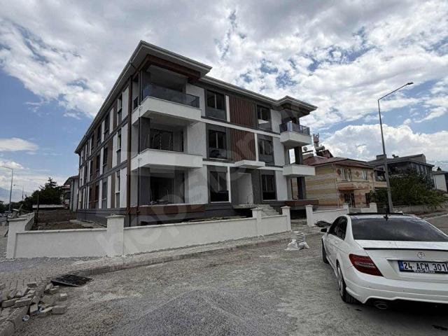 HALİTPAŞA MAHALLESİNDE SATILIK 2+1