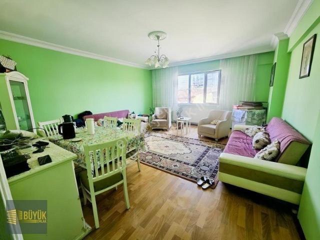 Halide Edip Adıvar Mh. Kiralık 3+1 Daire eşyalı/eşyasız