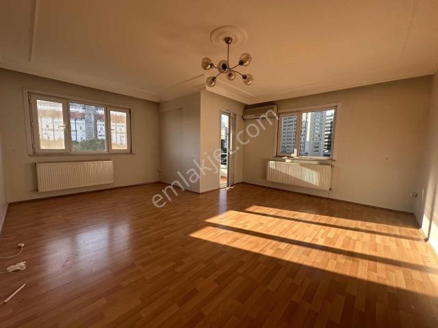 Halide Edip Mahallesinde 3+1 Kiralık Daire