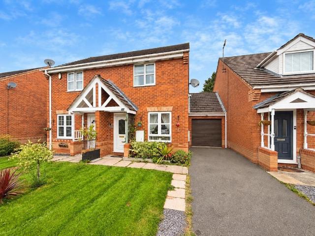 Halifax Close, Hilton, DE65 2 bed semi detached house to rent £925 pcm £213 pw