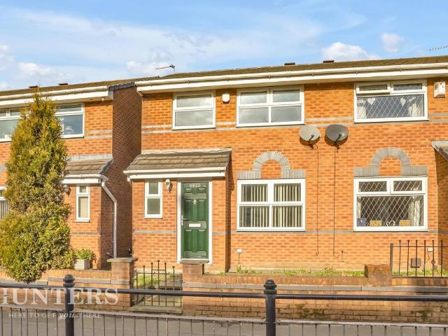 Halifax Road, Hurstead OL12, 3 bed semi detached house to rent, £1,100 pcm | PrimeLocation