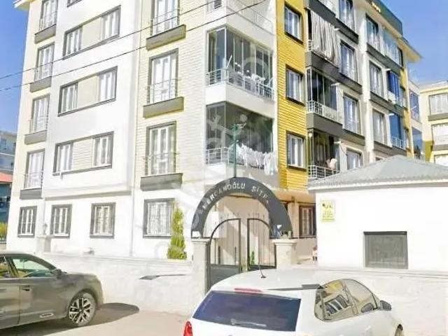 Halilağa Mahallesinde Site İçinde Satılık 2+1 Daire