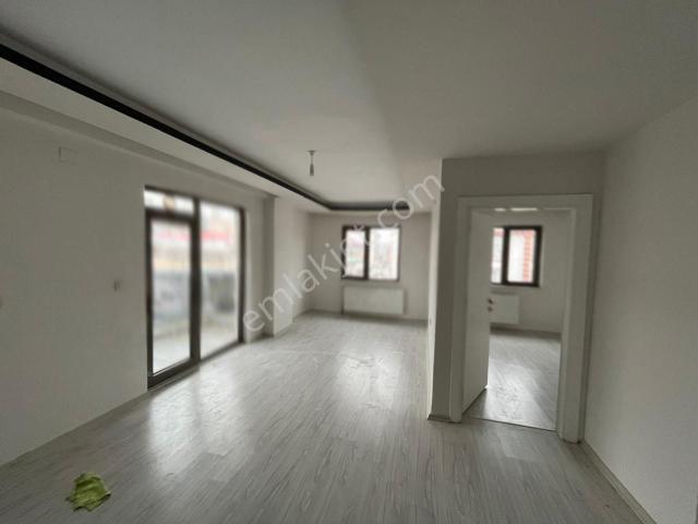 Halilağa Mahallesinde Yeni Yapı 2+1 Satılık Daire