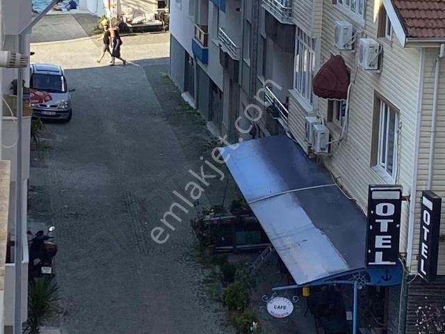 Halitpaşa Mah Denize 150 Metre Kiralik 3+1 Daire Arakat