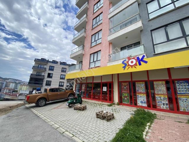 Halitpaşa Mah Yeni Bina Eşyalı Kiralık 1+1 Daire 75 M2