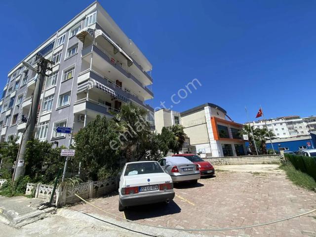Halitpaşa Mah'de Merkezi Konumda,asansörlü,otoparklı Daire
