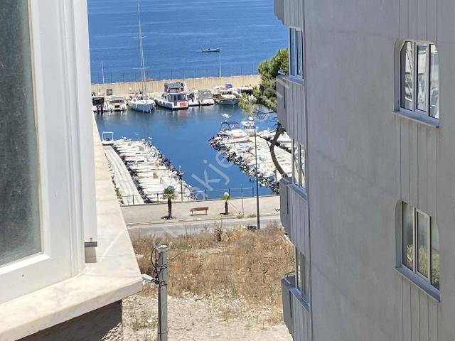 Halitpaşa Mah'denize Yakın Site İçi Otoparklı Arakat Daire