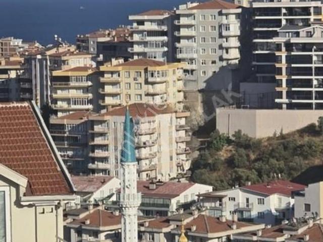 Halitpaşada 2+1 Deniz Manzaralı Havuzlu Daire