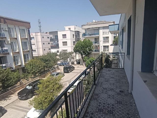 Halk Eğitim Merkezine Çok Yakın Kiralık Doğalgaz Lı Daire